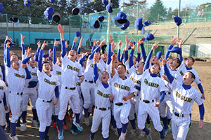 中央学院高校野球部春のセンバツ出場決定の写真